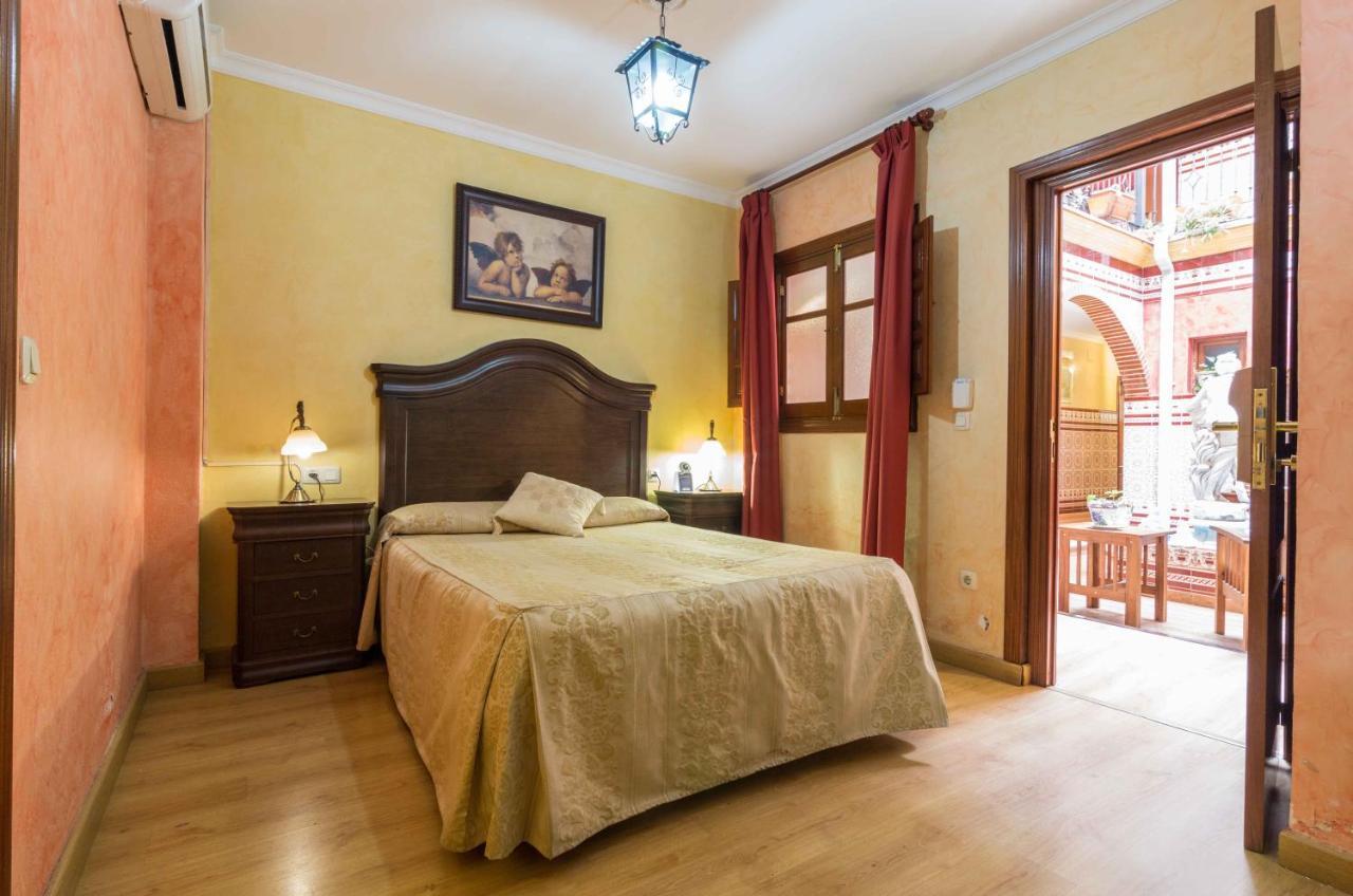 Hotel Esmeralda Osuna Exteriér fotografie